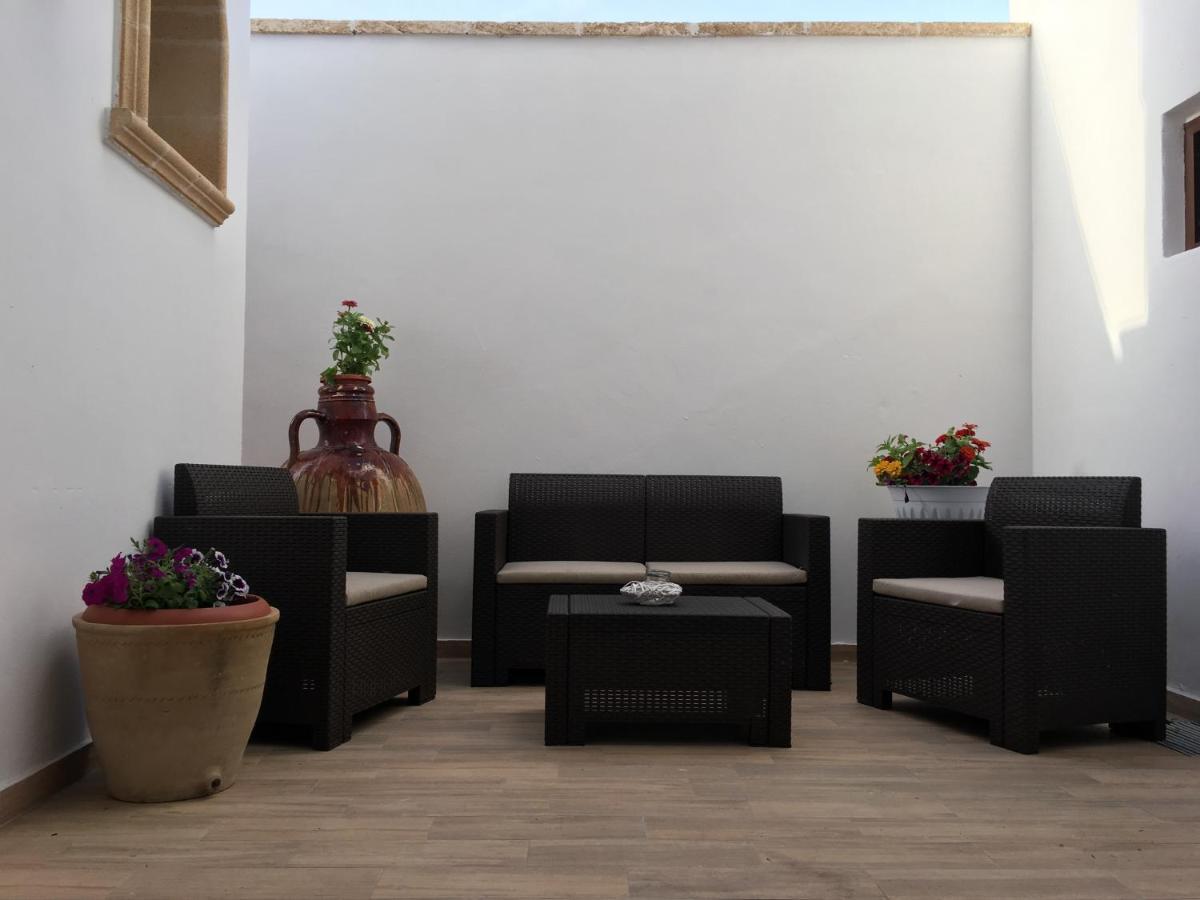 Donna Concetta Casa Vacanze Феллине Экстерьер фото