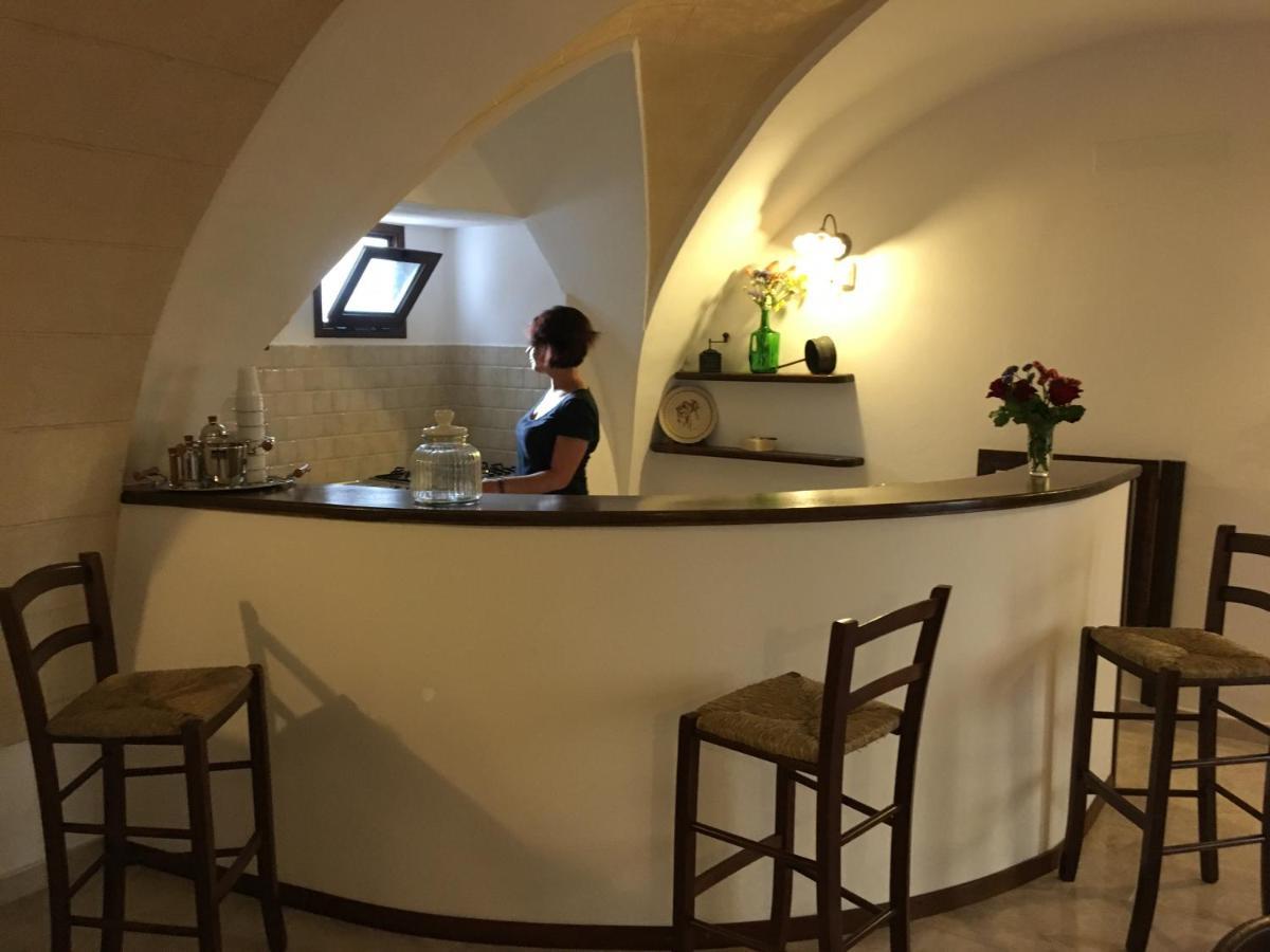 Donna Concetta Casa Vacanze Феллине Экстерьер фото